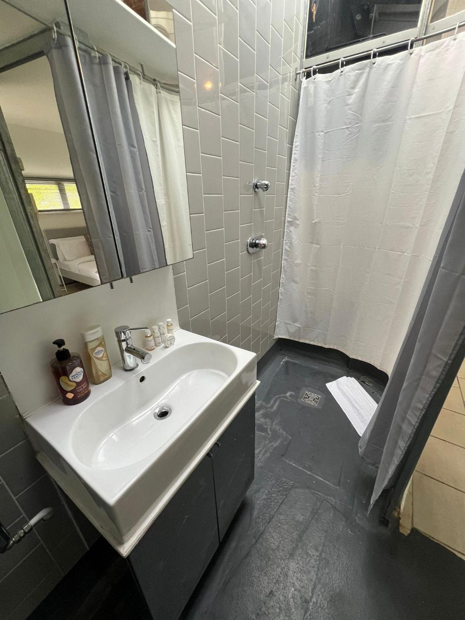 One Bed House In Camden Town Villa London Eksteriør bilde
